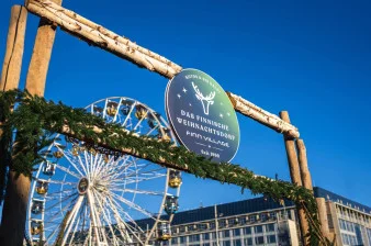 Finnisches Weihnachtsdorf Augustusplatz in Leipzig ansehen