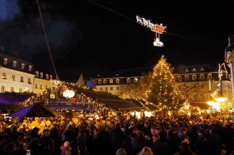 Saarbr&uuml;cker Christkindl-Markt:  in Saarbr&uuml;cken ansehen