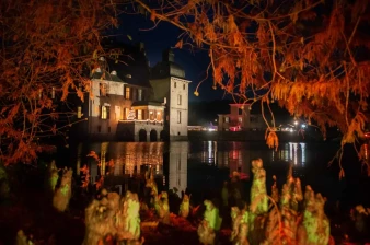 Weihnachtsflair Schloss Bodelschwingh in Dortmund ansehen