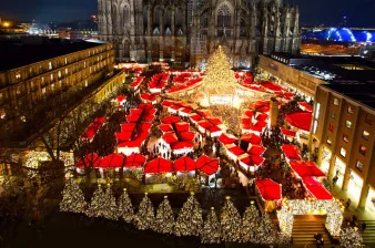 Weihnachtsmarkt am K&ouml;lner Dom in K&ouml;ln ansehen