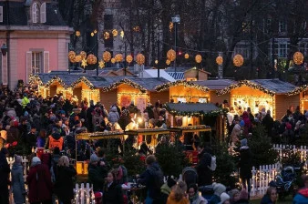 Weihnachtsmarkt Schloss Benrath:  in D&uuml;sseldorf ansehen