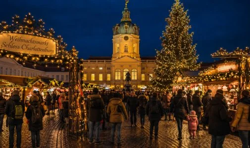 Weihnachtsmarkt Schloss Charlottenburg in Berlin ansehen