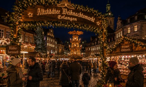 Altstädter Weihnachtsmarkt Erlangen besuchen Altstädter Weihnachtsmarkt Erlangen besuchen