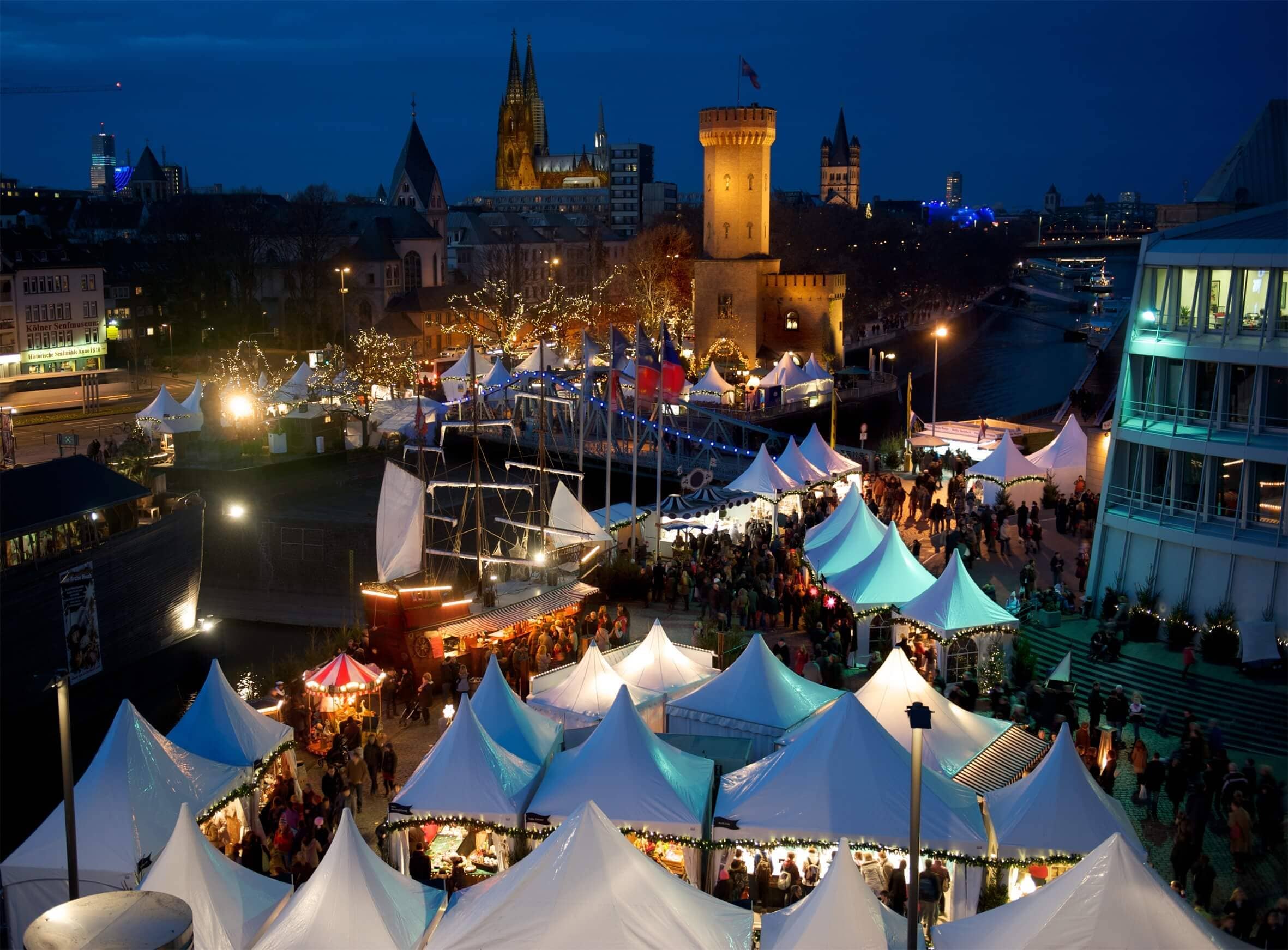 Kölner Hafen-Weihnachtsmarkt Schokoladenmuseum besuchen