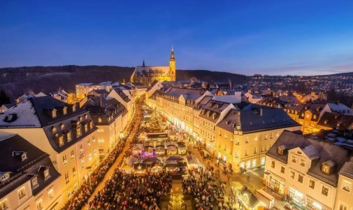 Schneeberger Weihnachtsmarkt besuchen Schneeberger Weihnachtsmarkt besuchen