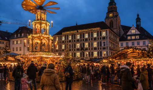 Weihnachtsinsel auf dem Moritzplatz besuchen Weihnachtsinsel auf dem Moritzplatz besuchen